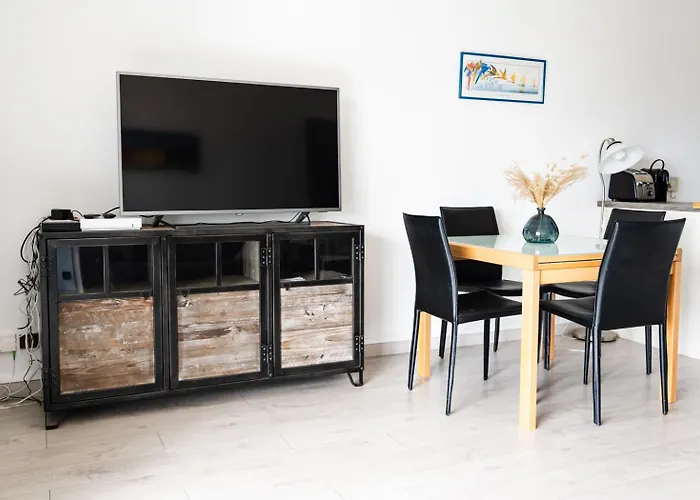 Aiguillon, 4 Pers, A 5min A Pied, Parking Apartamento *