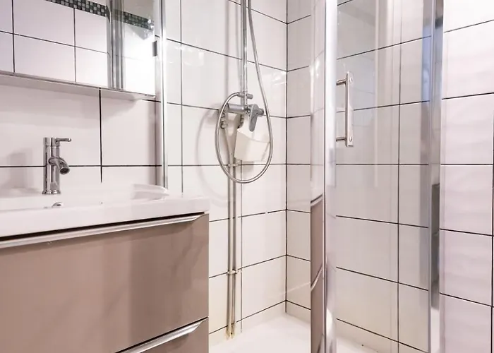 Aiguillon, 4 Pers, A 5min A Pied, Parking Apartamento