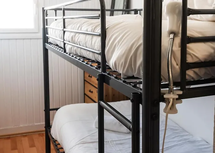 Aiguillon, 4 Pers, A 5min A Pied, Parking *