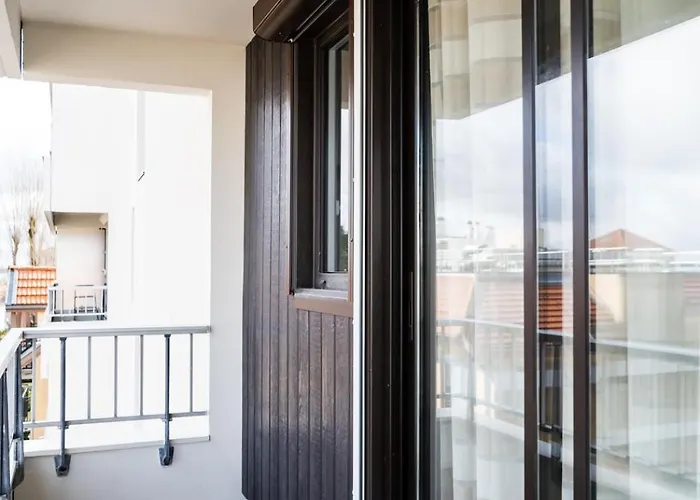 Aiguillon, 4 Pers, A 5min A Pied, Parking